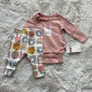 NWT Tea Collection Baby Bodysuit Outfit